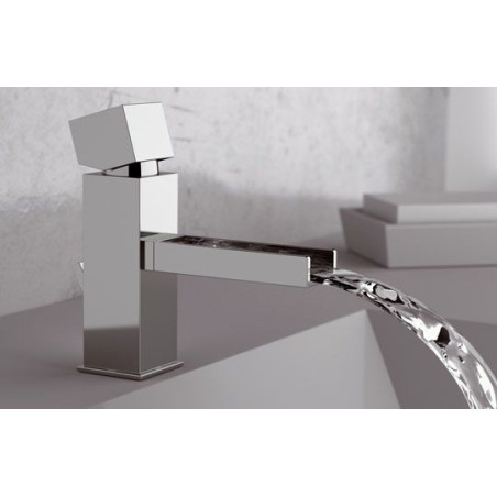 CUBE WATERFALL monocomando lavabo con bocca a cascata finitura cromo