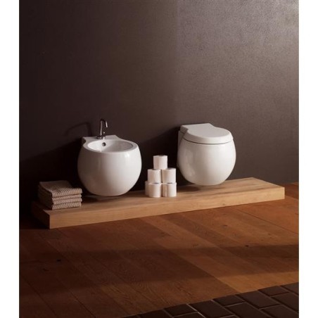 PLANET bidet sospeso